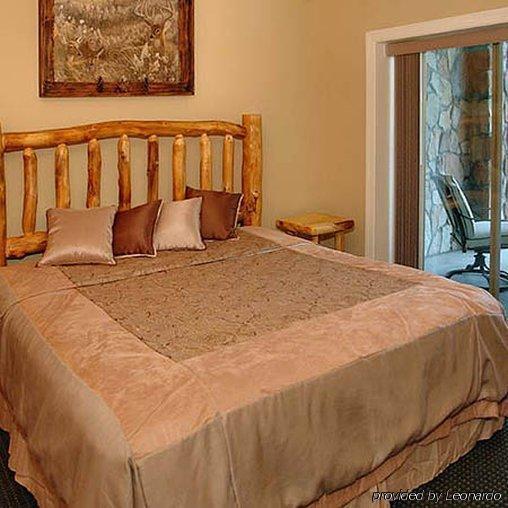 Summit Manor Condominiums Gatlinburg Room photo